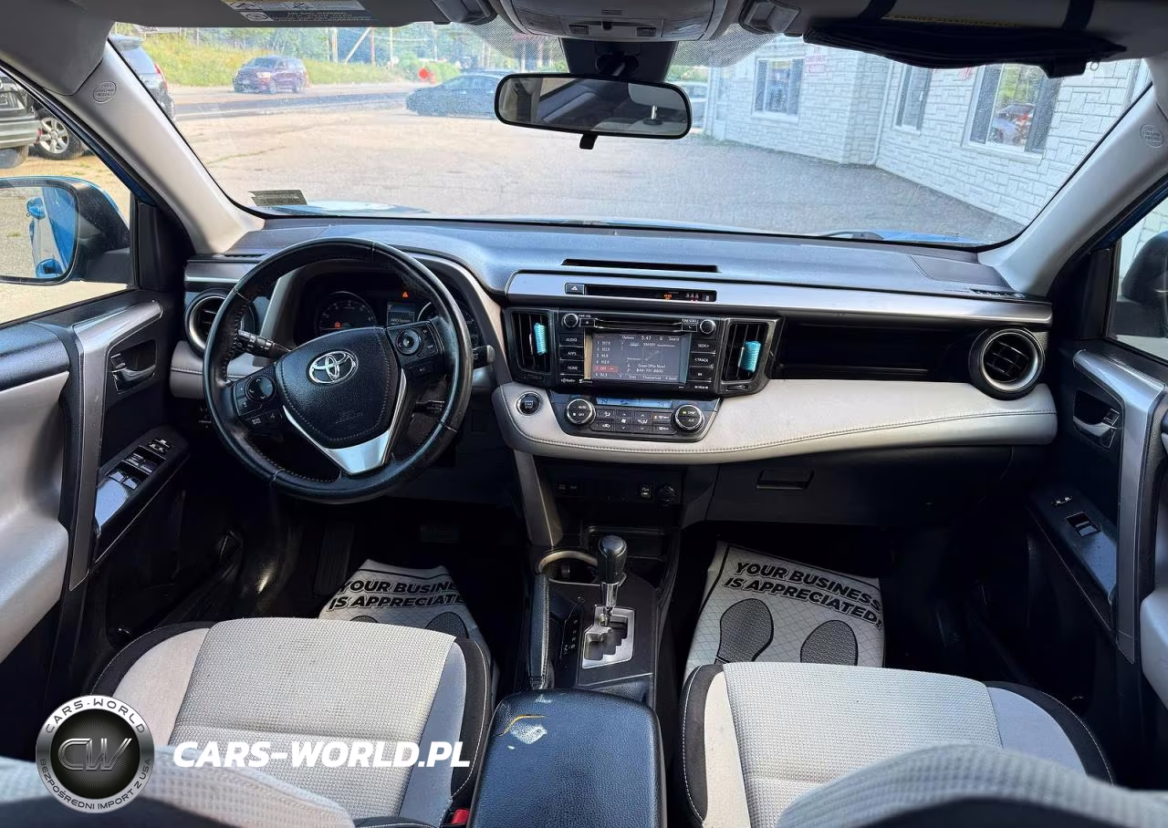 2017 Toyota Rav4 Xle VIN:JTMRFREV2HJ168047 - 9