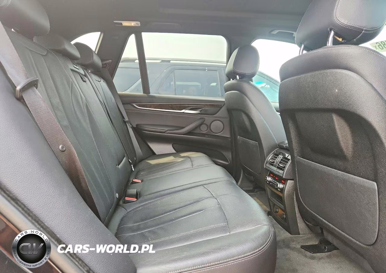2018 BMW X5 Xdr40E VIN:5UXKT0C5XJ0V99450 - 11
