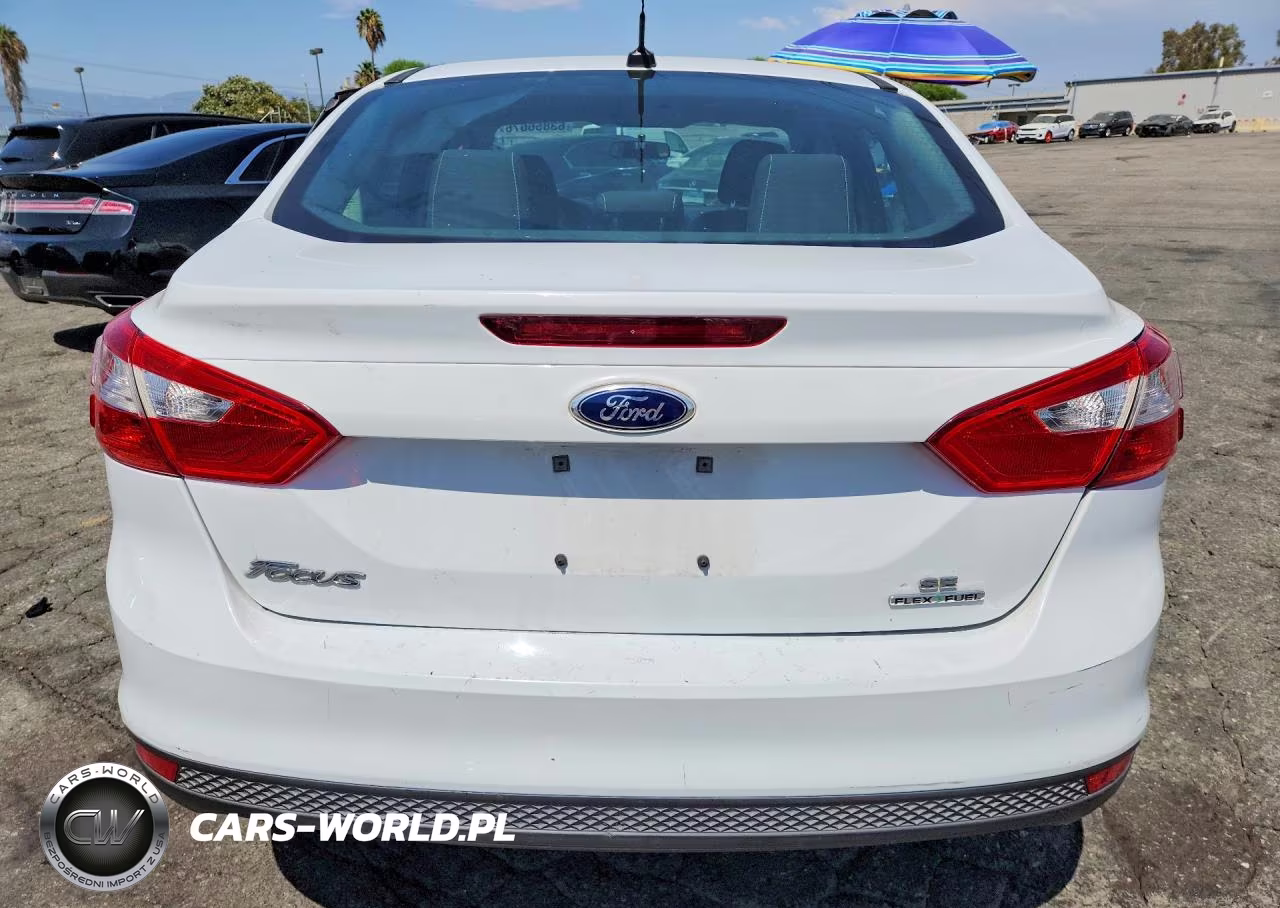 2014 Ford Focus Se VIN:1FADP3F23EL299230 - 6