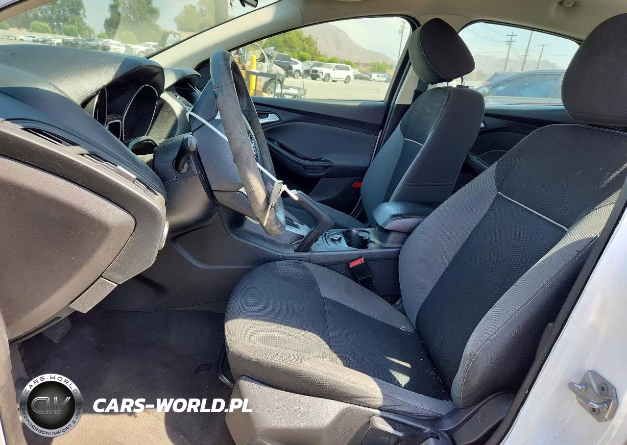 2014 Ford Focus Se VIN:1FADP3F23EL299230 - 7