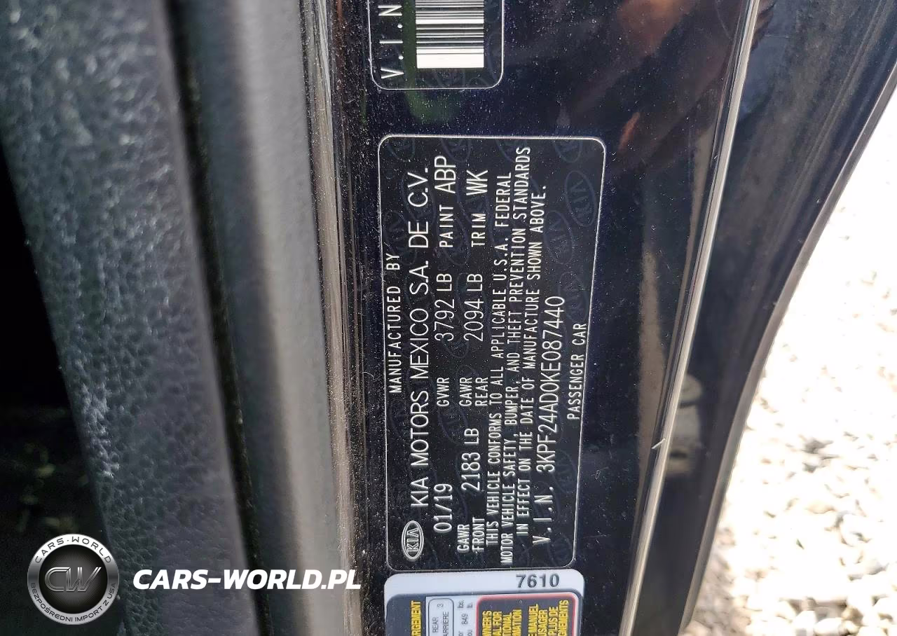 2019 Kia Forte Lxs VIN:3KPF24AD0KE087440 - 12