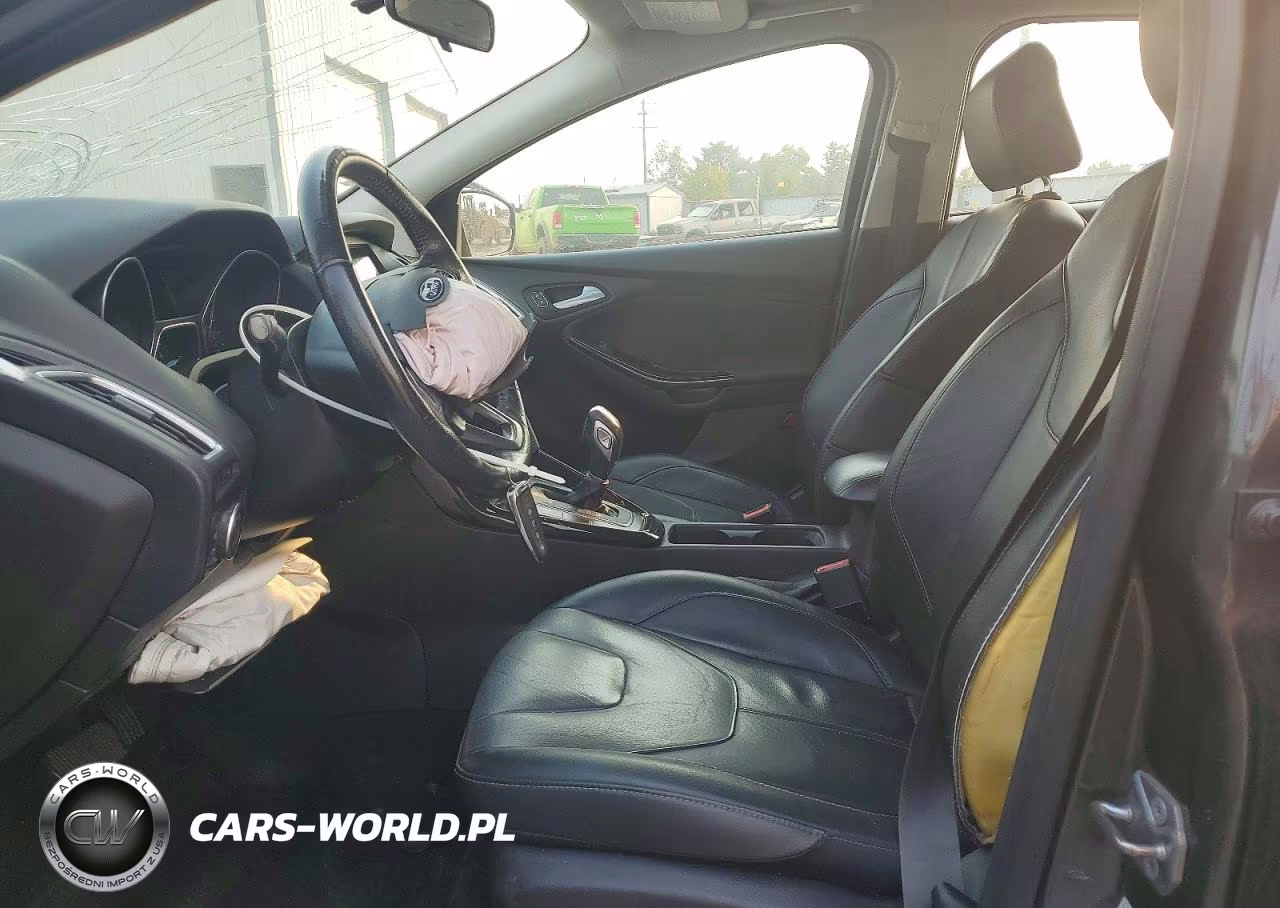2017 Ford Focus Titanium VIN:1FADP3N25HL264856 - 7