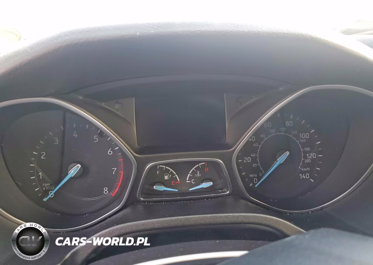 2017 Ford Focus Titanium VIN:1FADP3N25HL264856 - 9