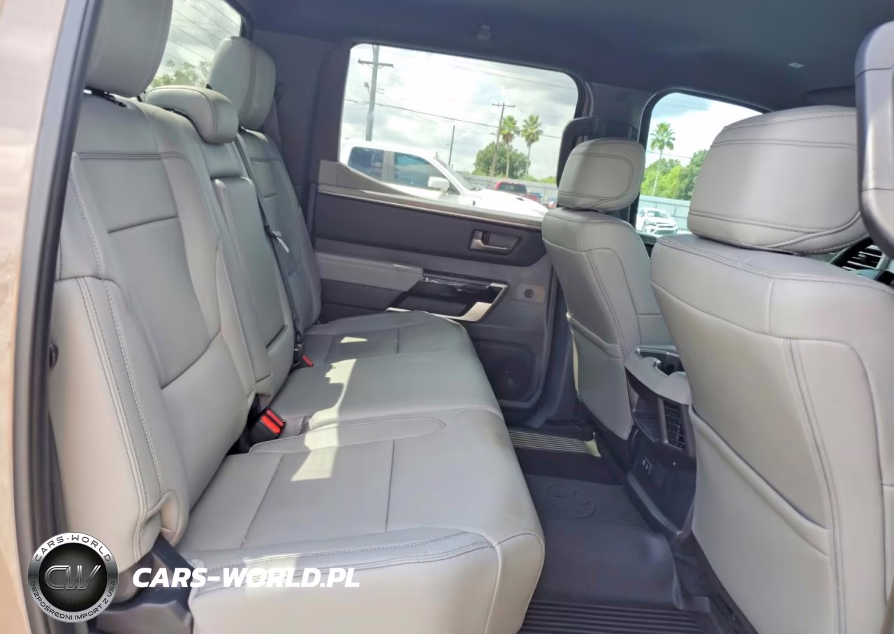 2026 Toyota Tundra Limited VIN:5TFWA5DB7TX336532 - 10