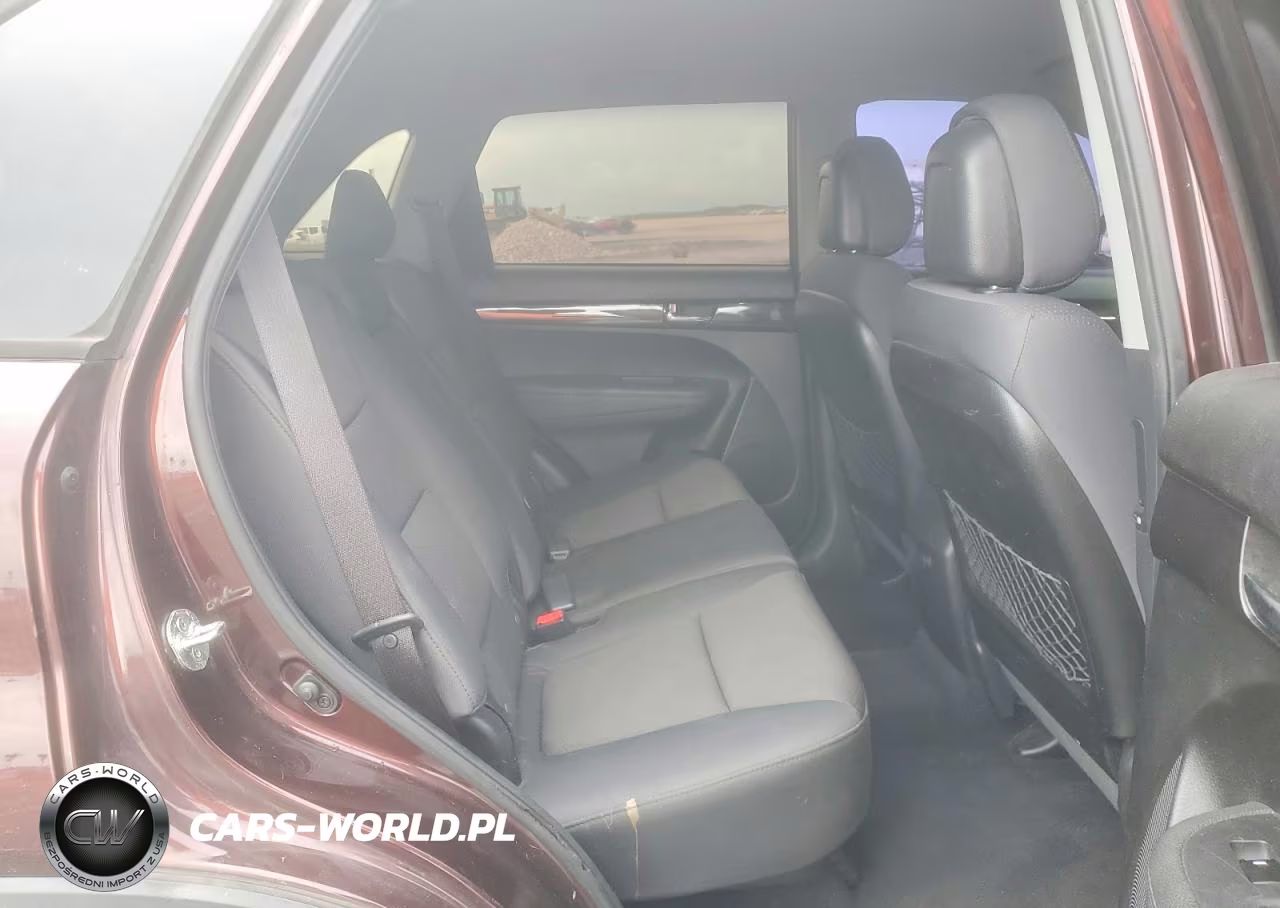 2012 Kia Sorento Lx VIN:5XYKTCA62CG250827 - 11