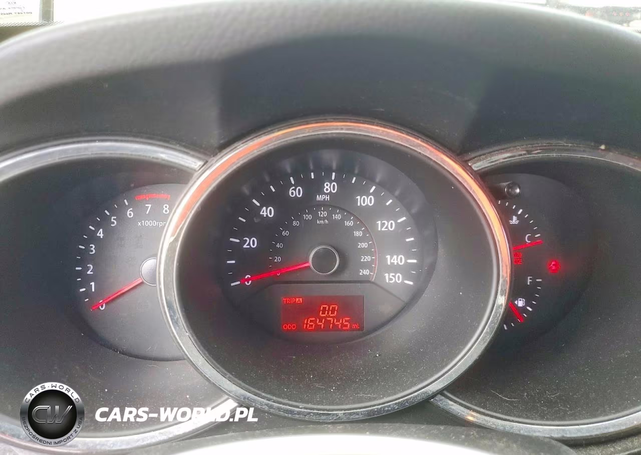 2012 Kia Sorento Lx VIN:5XYKTCA62CG250827 - 9