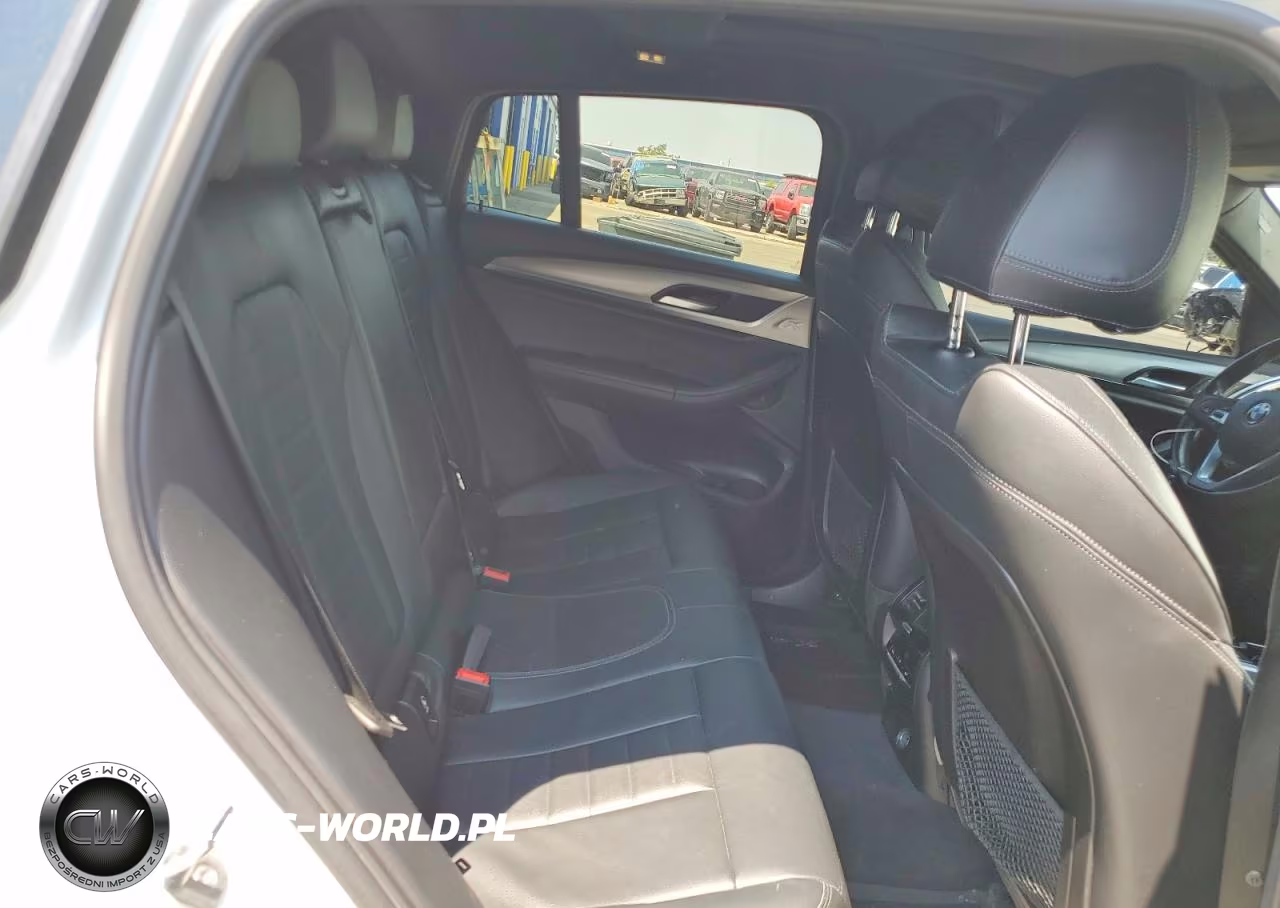 2019 BMW X4 xDrive30I VIN:5UXUJ3C52KLG54329 - 10