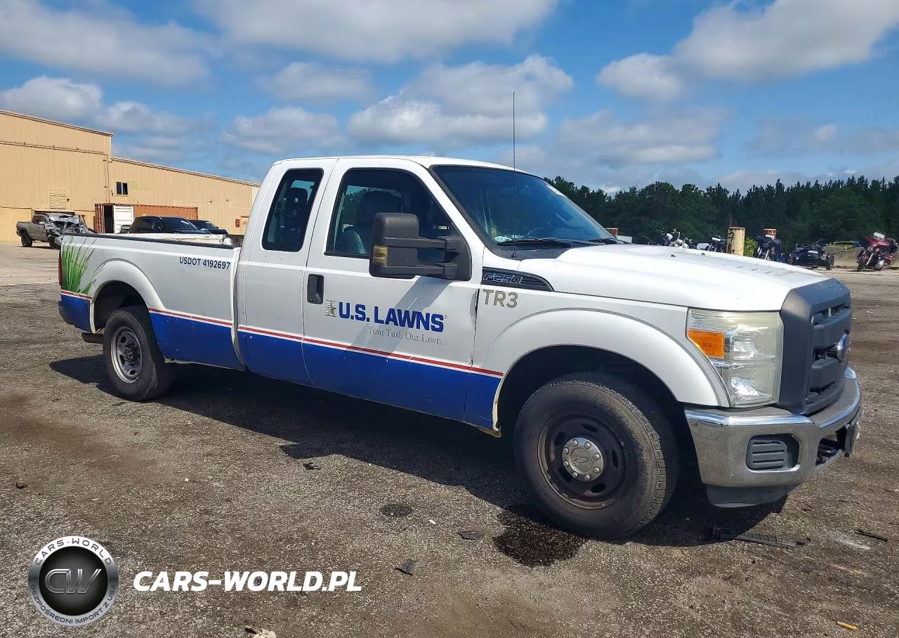 2013 Ford F250 Super Duty VIN:1FT7X2A68DEB69930 - 4