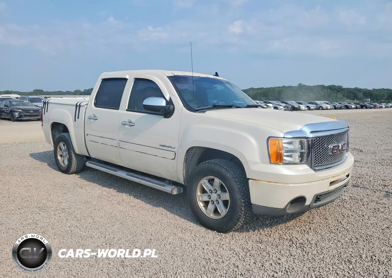 2011 GMC Sierra K1500 Denali VIN:3GTP2XE2XBG223835 - 4
