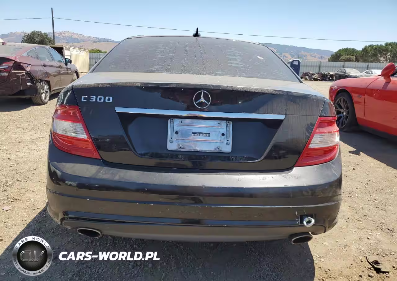2011 Mercedes-Benz C 300 VIN:WDDGF5EB9BF629931 - 6