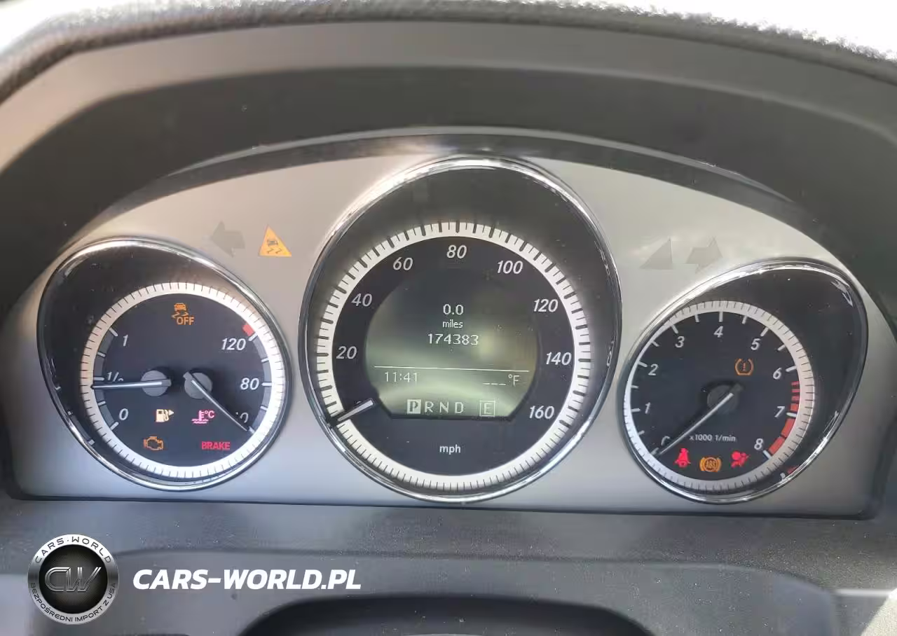 2011 Mercedes-Benz C 300 VIN:WDDGF5EB9BF629931 - 9