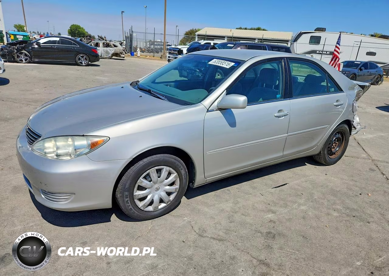 2006 Toyota Camry Le – zdjęcie 1 z 13