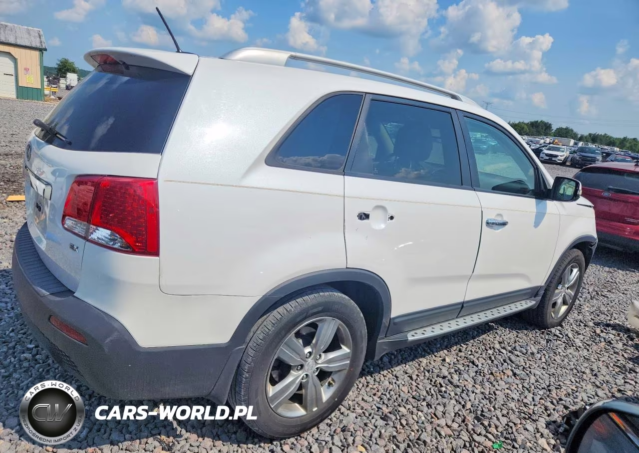 2012 Kia Sorento Ex VIN:5XYKU4A63CG290739 - 3