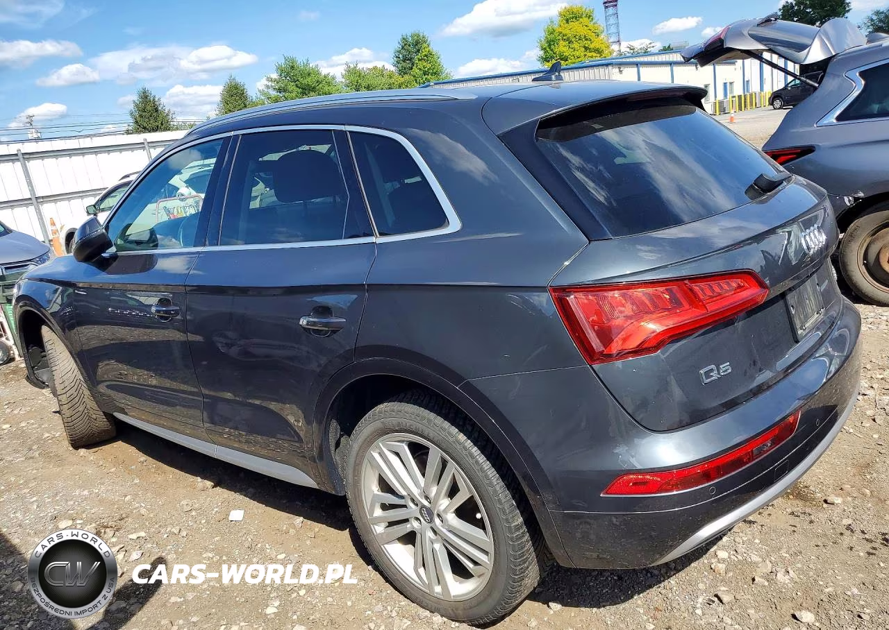 2018 Audi Q5 Premium Plus VIN:WA1BNAFY6J2040676 - 2