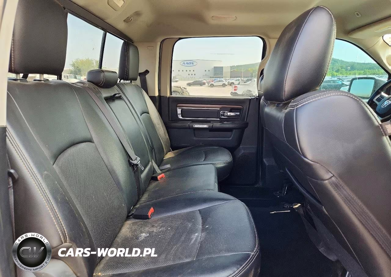 2017 Ram 1500 Laramie VIN:1C6RR7NT7HS678129 - 10