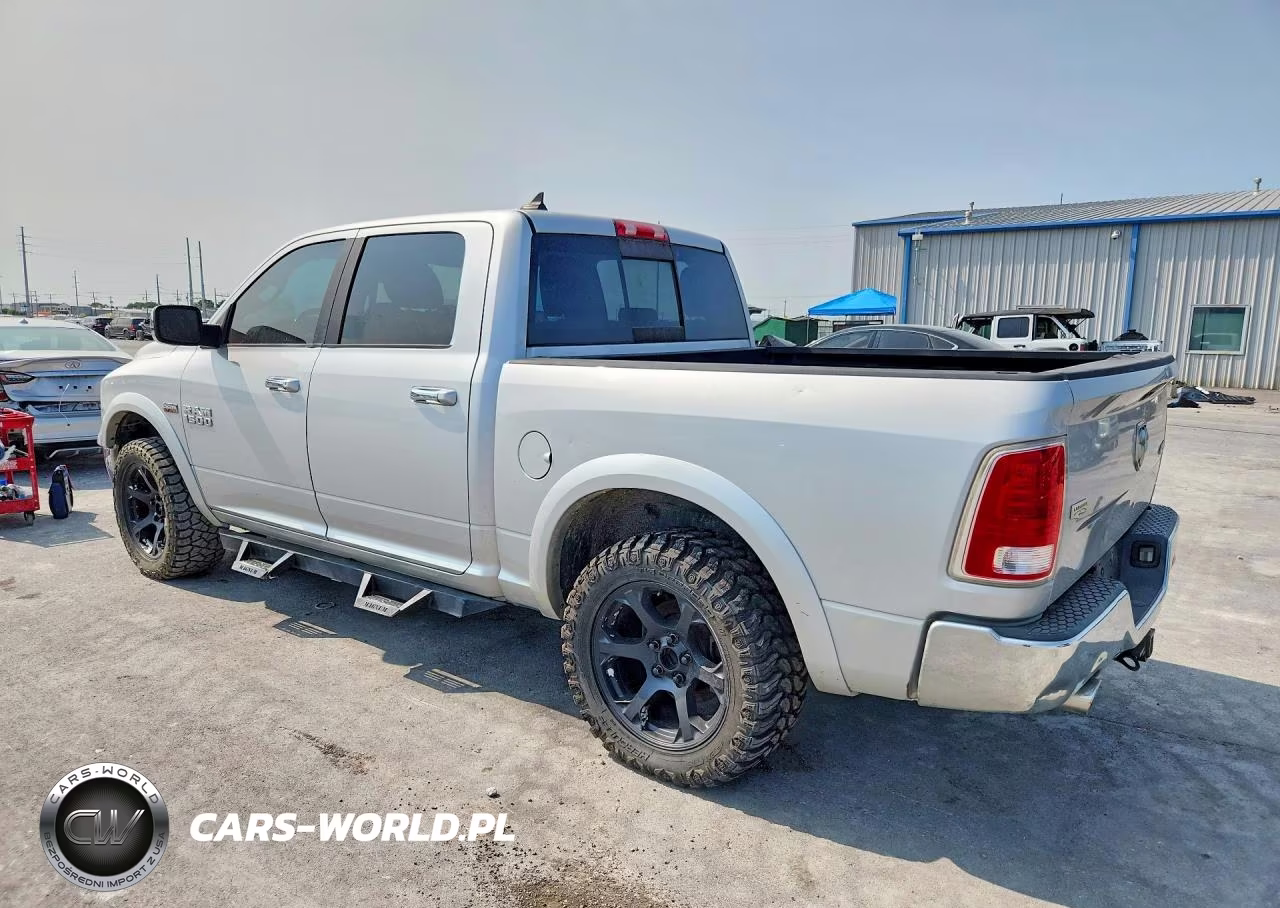 2017 Ram 1500 Laramie VIN:1C6RR7NT7HS678129 - 2