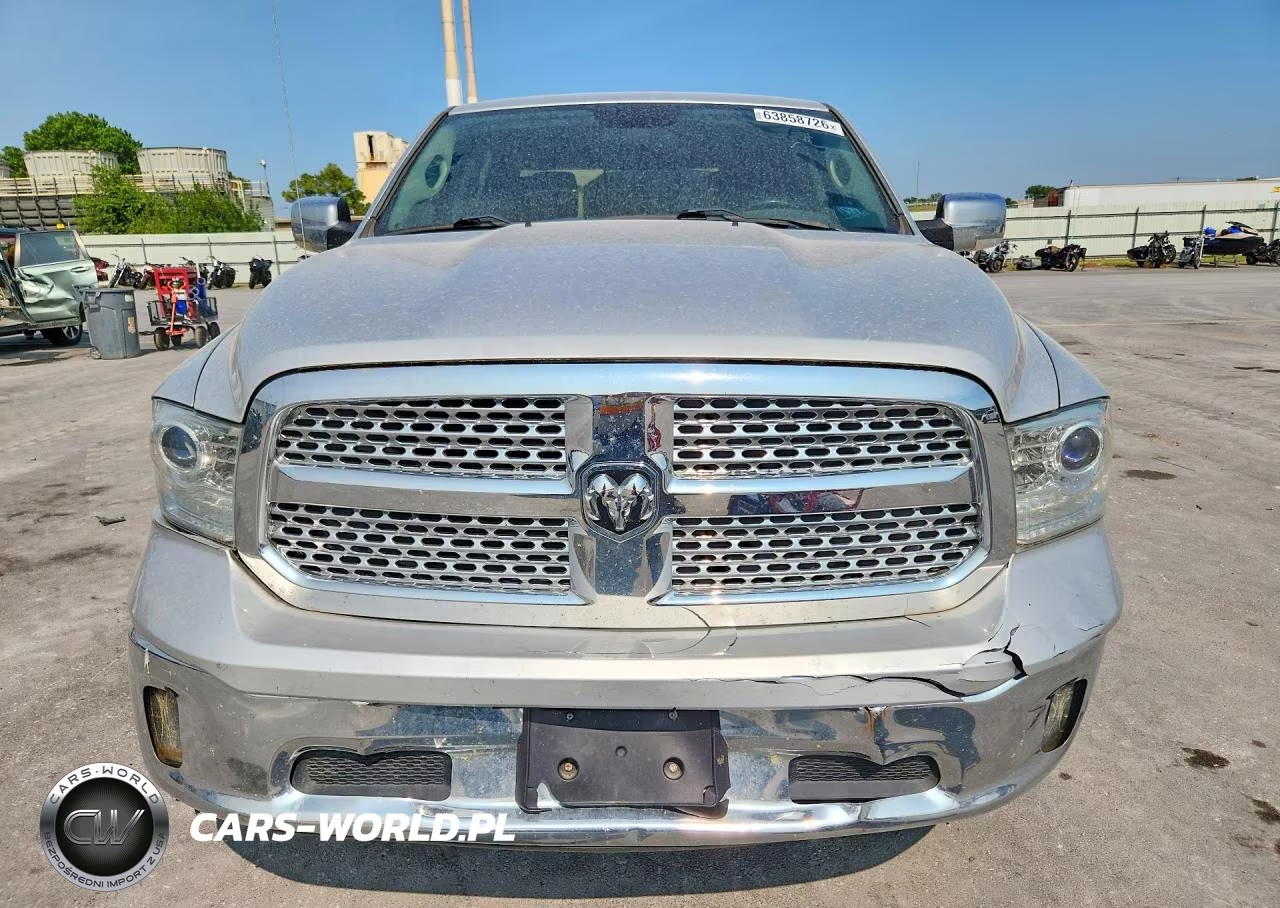 2017 Ram 1500 Laramie VIN:1C6RR7NT7HS678129 - 5