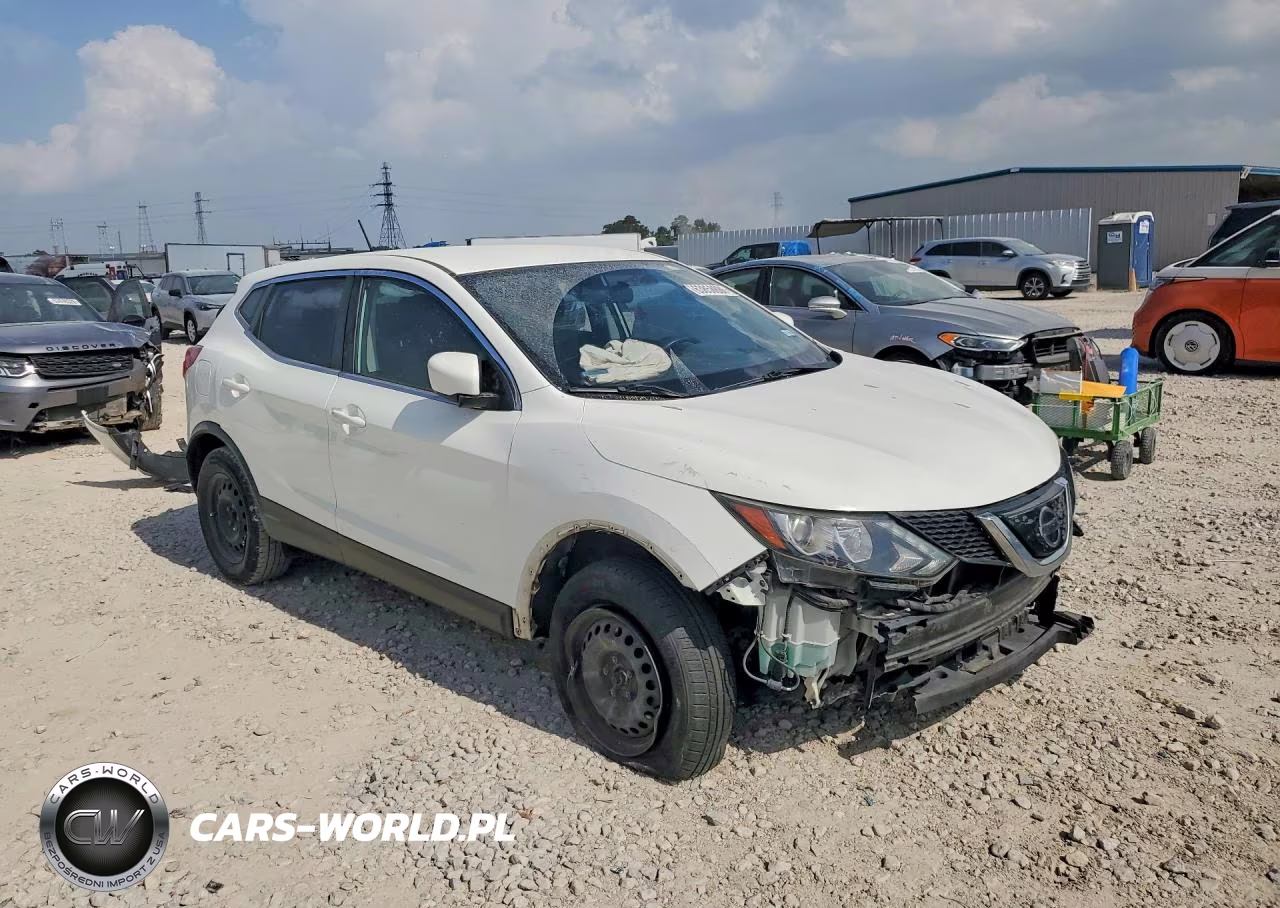 2018 Nissan Rogue Sport S VIN:JN1BJ1CPXJW155581 - 4