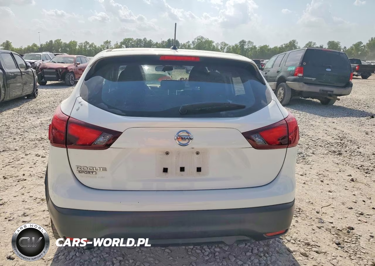 2018 Nissan Rogue Sport S VIN:JN1BJ1CPXJW155581 - 6