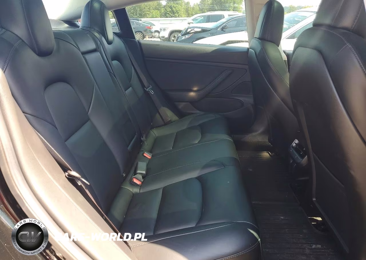 2019 Tesla Model 3 VIN:5YJ3E1EB6KF388967 - 10