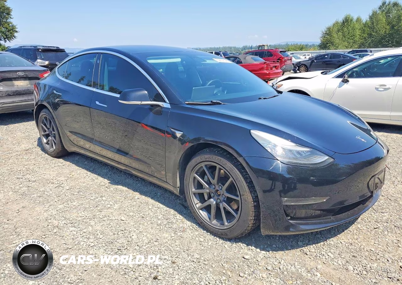 2019 Tesla Model 3 VIN:5YJ3E1EB6KF388967 - 4