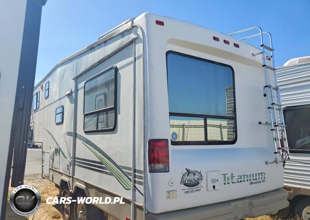 2003 Glendale Titanium Camper VIN:2GRFW24T23S036855 - 3