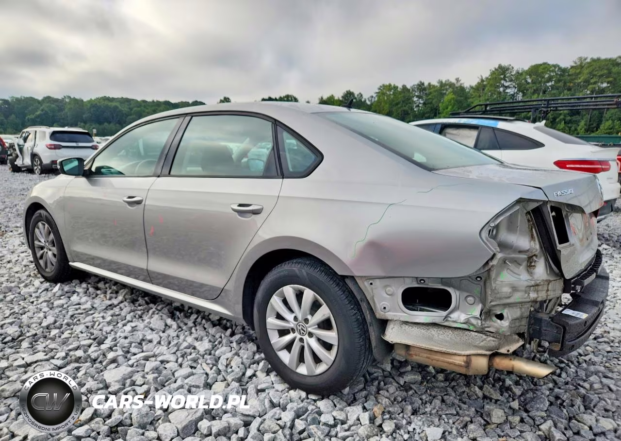 2013 Volkswagen Passat S VIN:1VWAH7A35DC110249 - 2