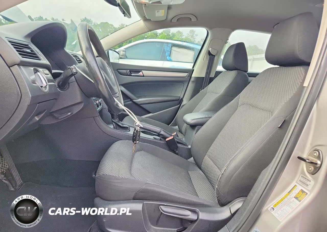 2013 Volkswagen Passat S VIN:1VWAH7A35DC110249 - 7