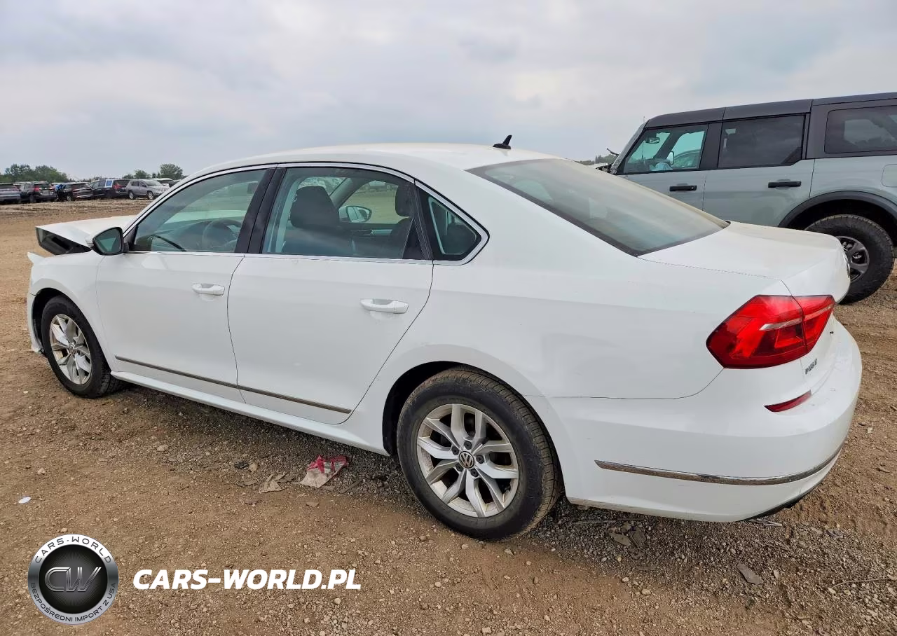 2016 Volkswagen Passat S VIN:1VWAT7A33GC021458 - 2