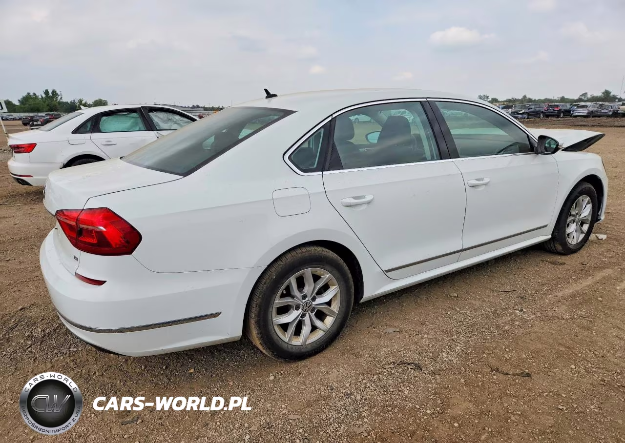 2016 Volkswagen Passat S VIN:1VWAT7A33GC021458 - 3