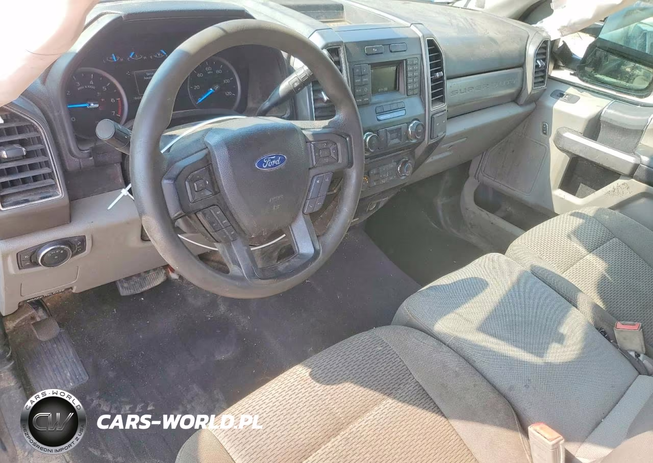 2018 Ford F250 Super Duty VIN:1FTBF2B6XJEC71978 - 8