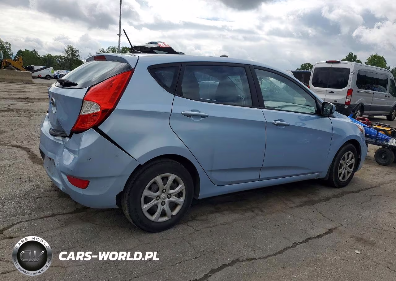 2012 Hyundai Accent Gs VIN:KMHCT5AE1CU036400 - 3