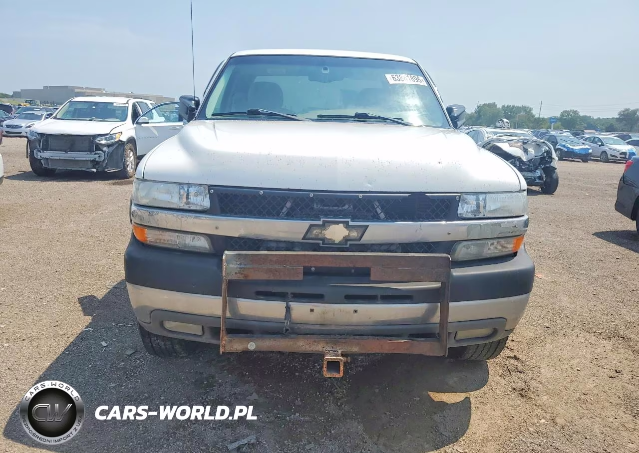 2002 Chevrolet Silverado C2500 Heavy Duty VIN:1GCHC29152E159359 - 5