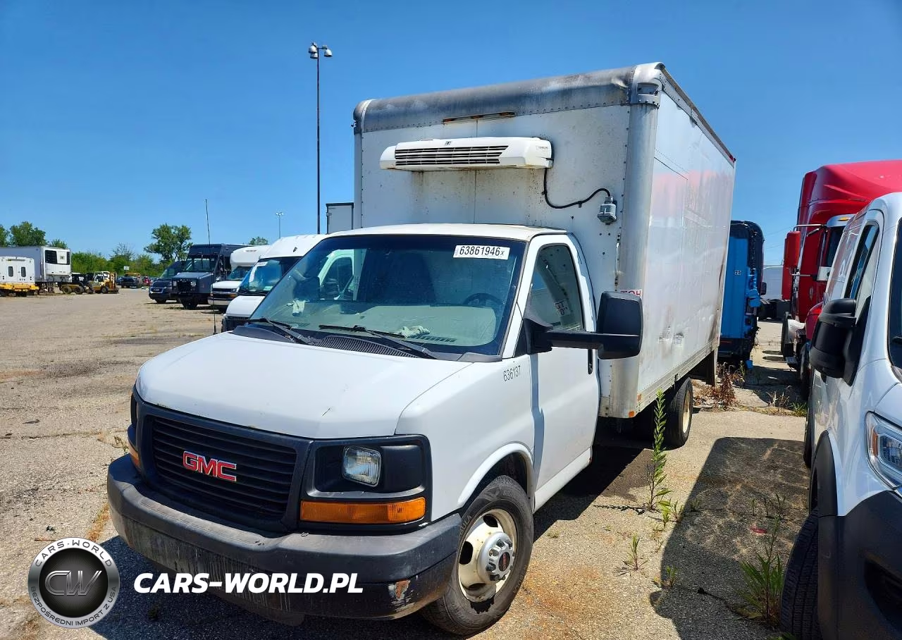 2012 GMC Savana - Refrigerated Delivery Truck