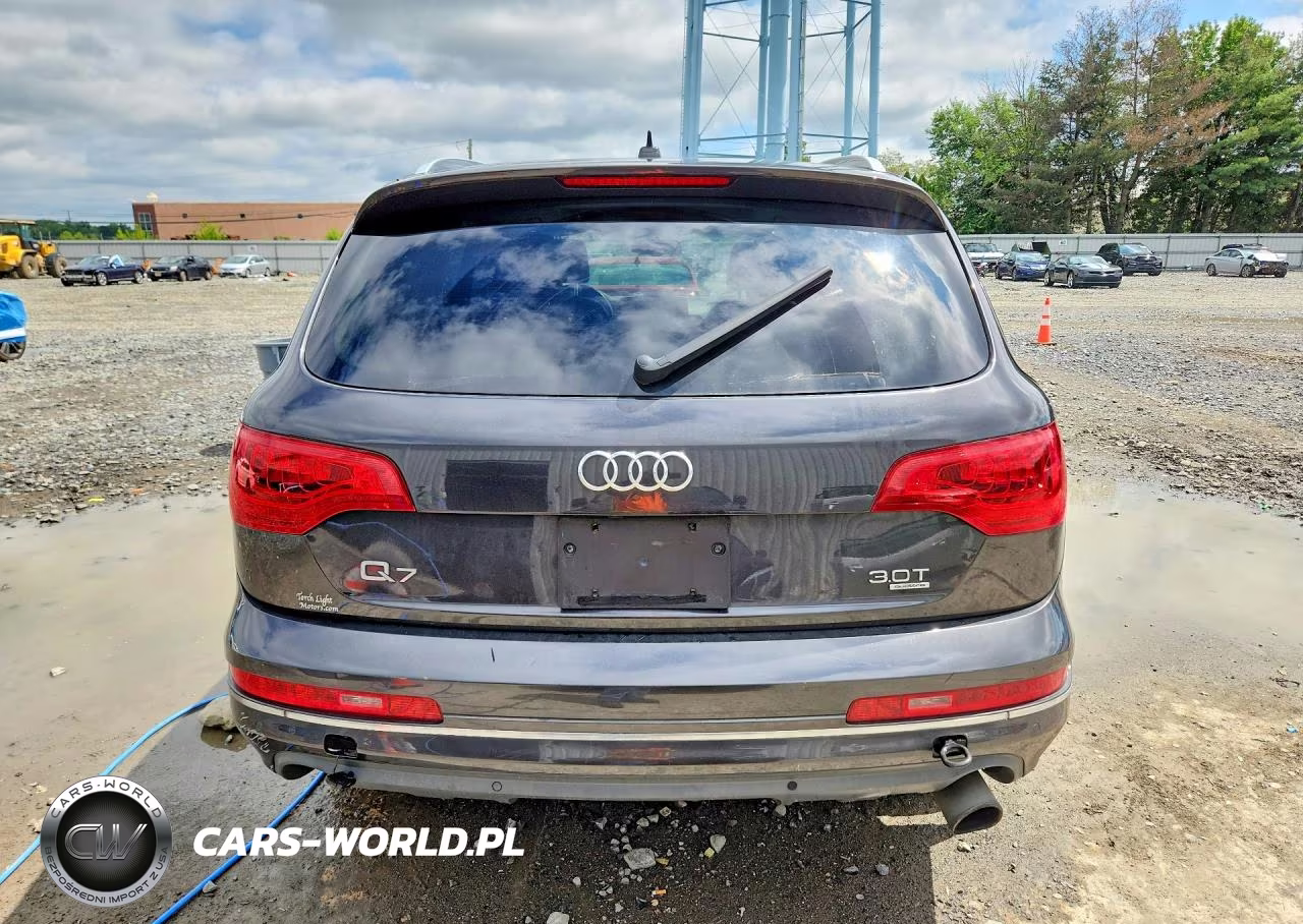 2015 Audi Q7 Premium Plus VIN:WA1LGAFE3FD013418 - 6