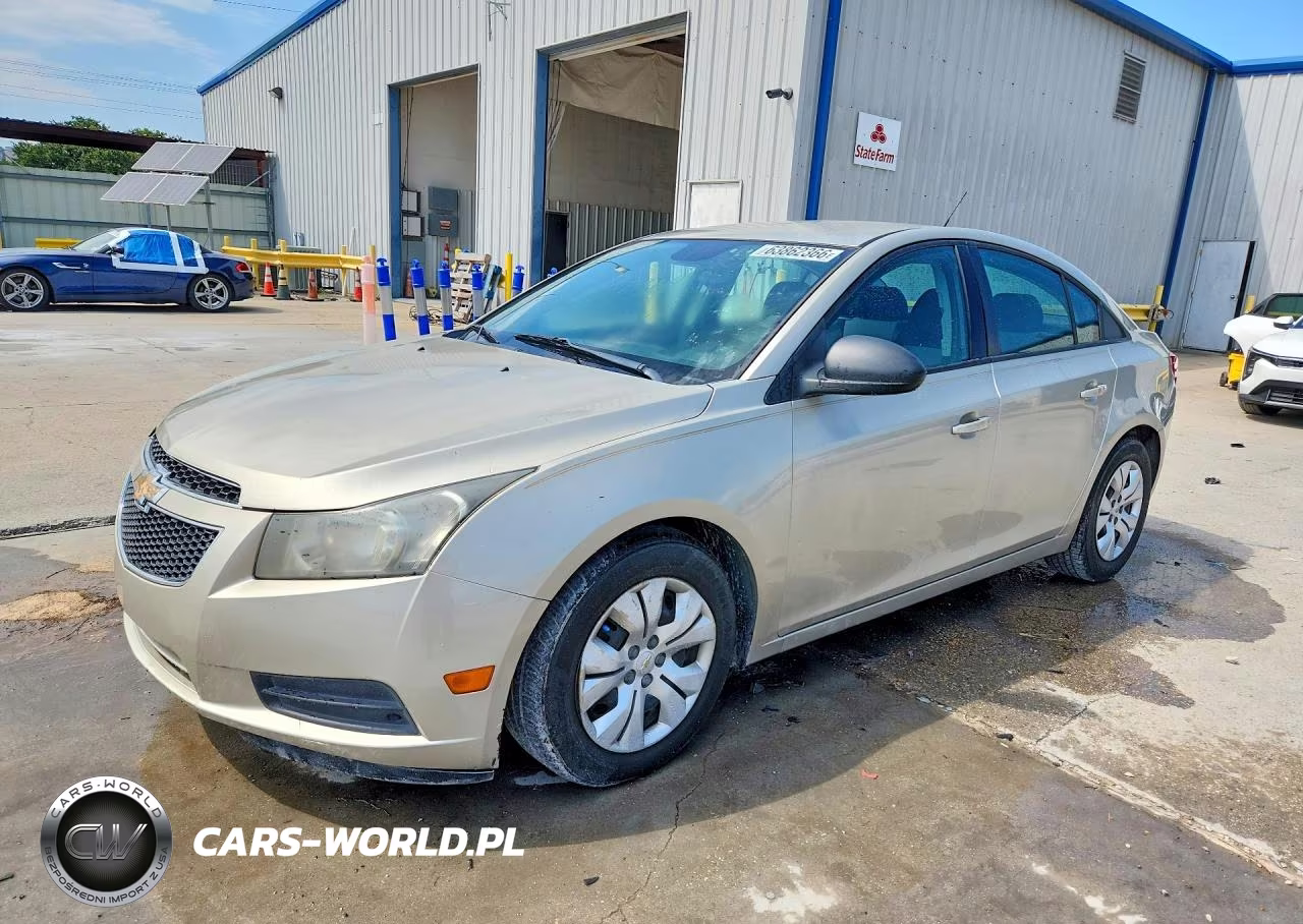 2013 Chevrolet Cruze Ls VIN:1G1PA5SH7D7276063 - 1