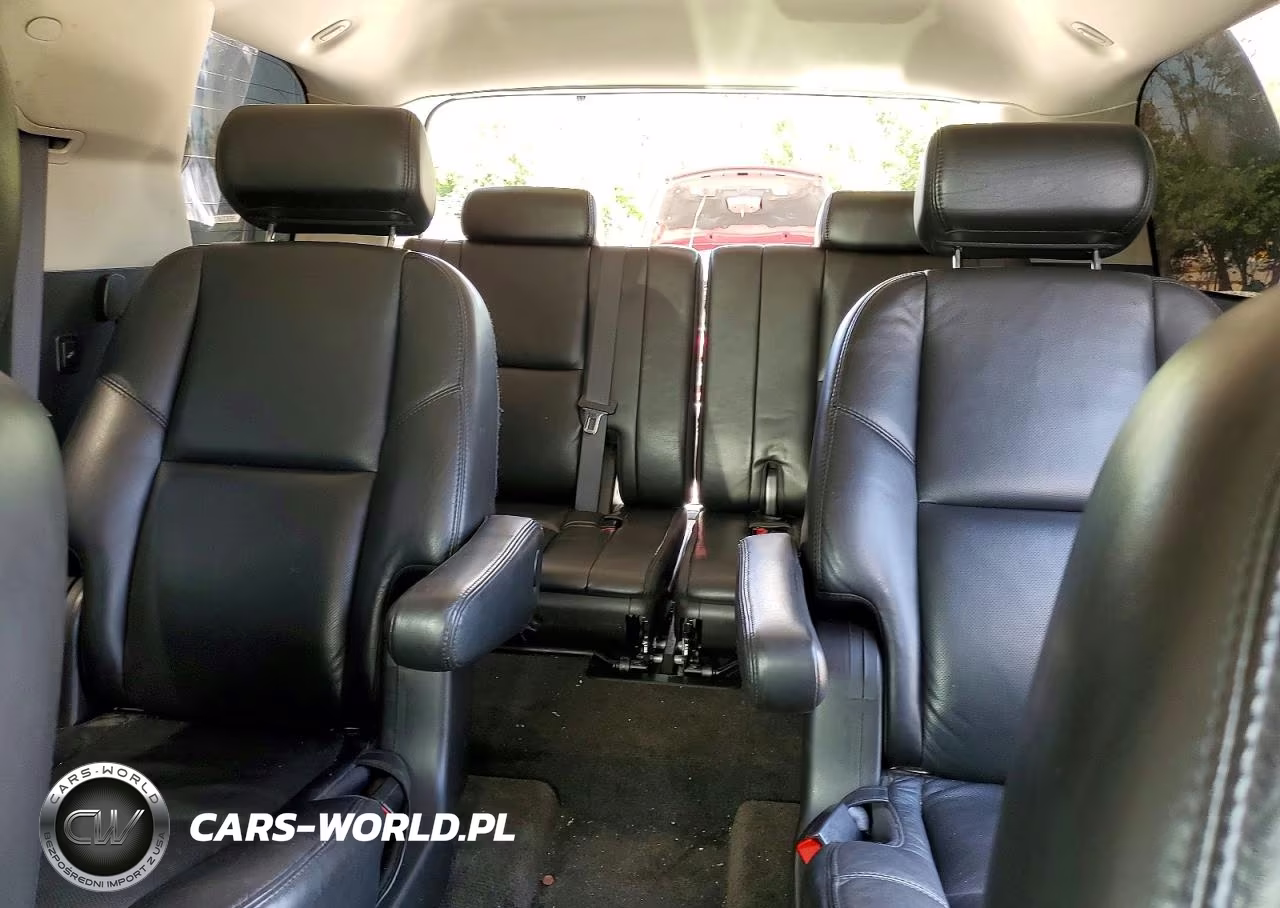 2007 Cadillac Escalade Luxury VIN:1GYFK638X7R426237 - 10