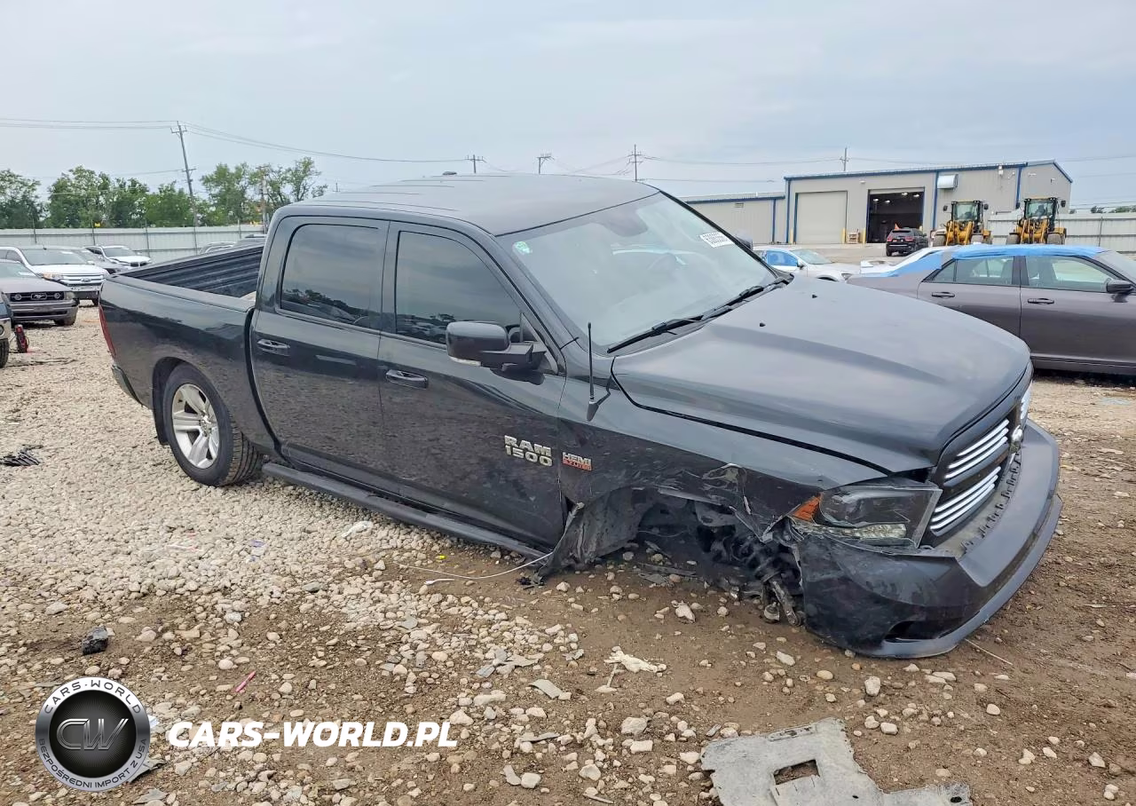 2015 Ram 1500 Sport VIN:1C6RR7MT6FS643970 - 4