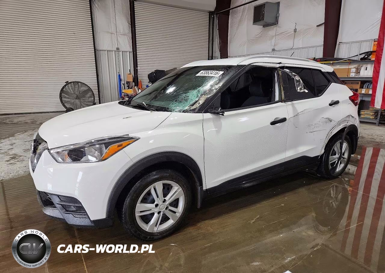 2019 Nissan Kicks S