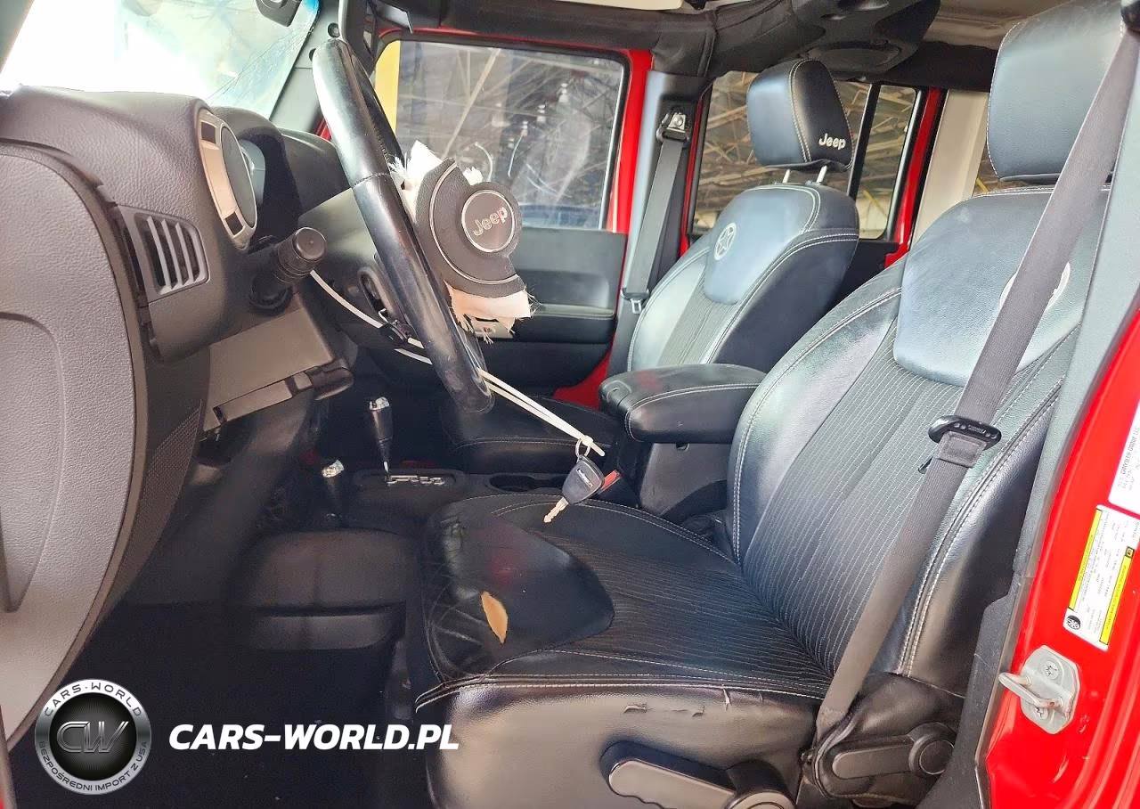 2014 Jeep Wrangler Unlimited Sport VIN:1C4BJWDG5EL216173 - 7