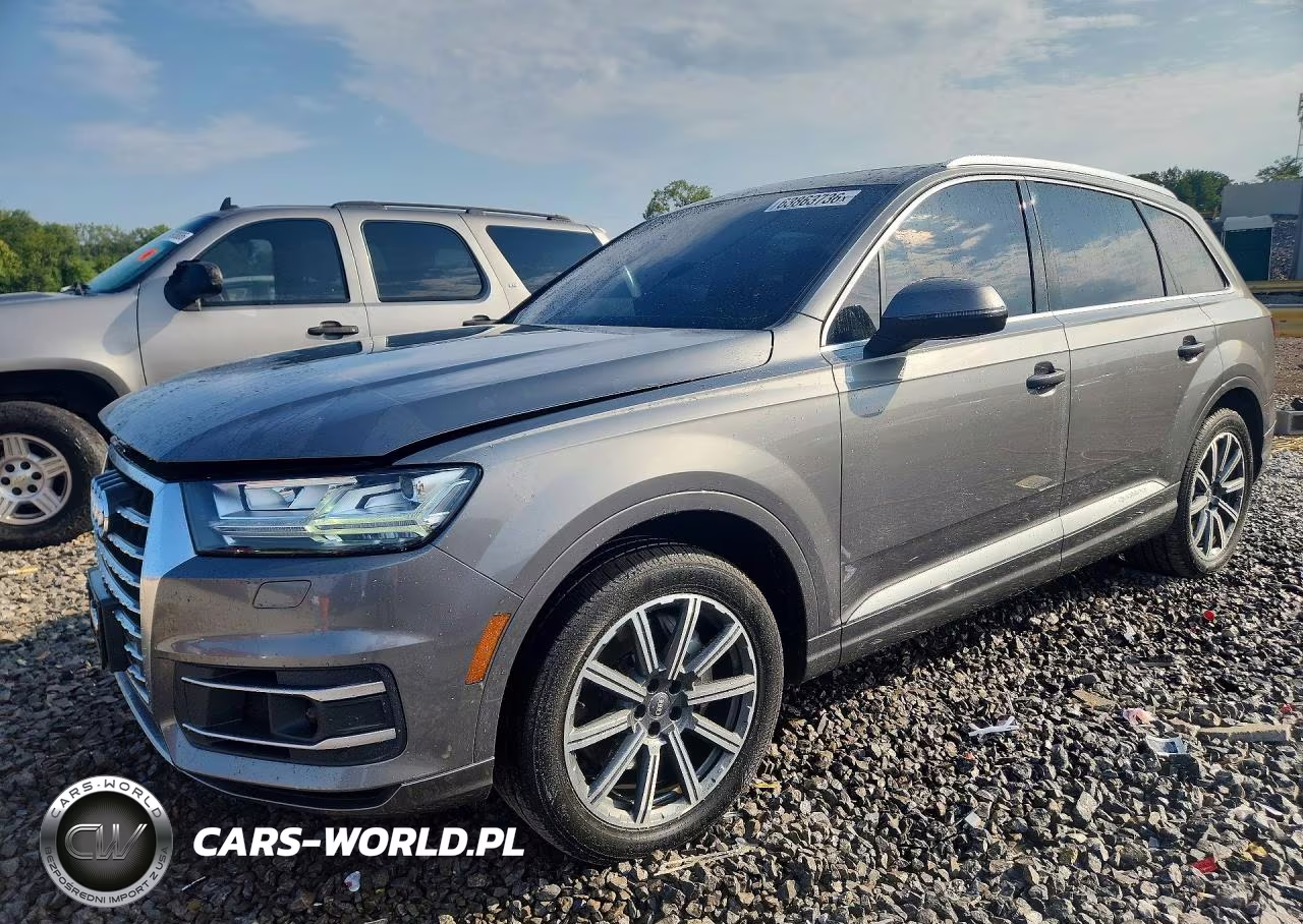 2017 Audi Q7 Premium Plus VIN:WA1LAAF76HD047522 - 1