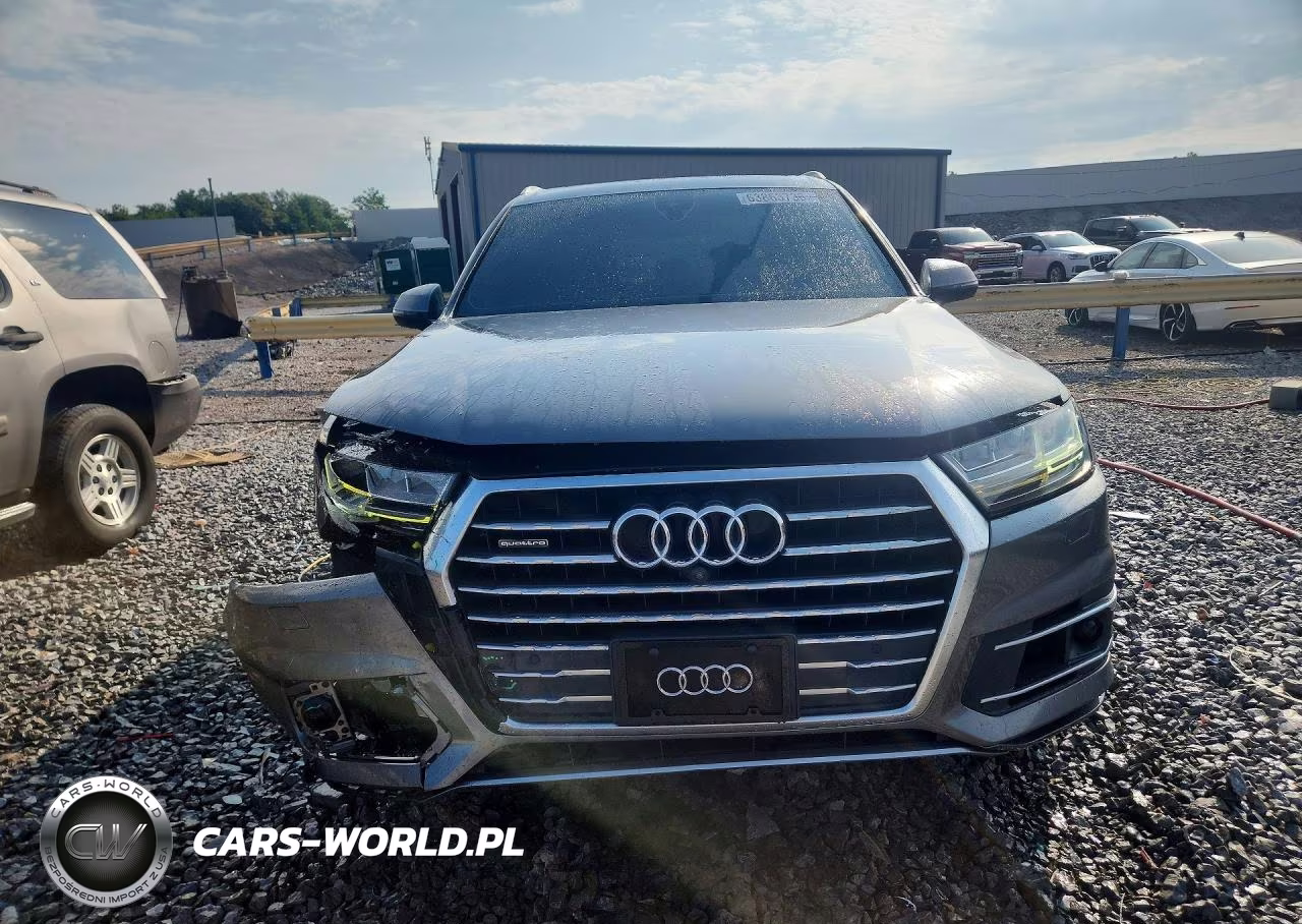 2017 Audi Q7 Premium Plus VIN:WA1LAAF76HD047522 - 5