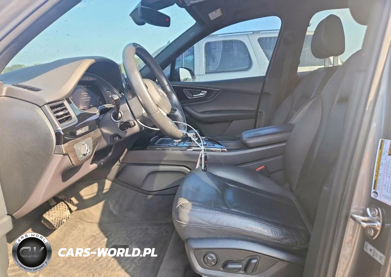 2017 Audi Q7 Premium Plus VIN:WA1LAAF76HD047522 - 7