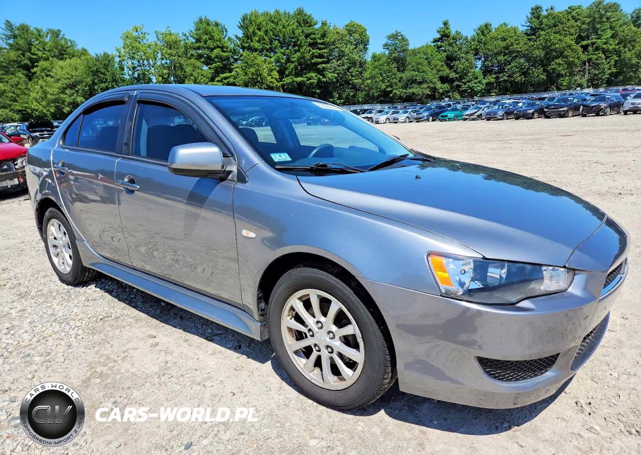 2014 Mitsubishi Lancer Es-Es Sport VIN:JA32U2FU9EU020443 - 4