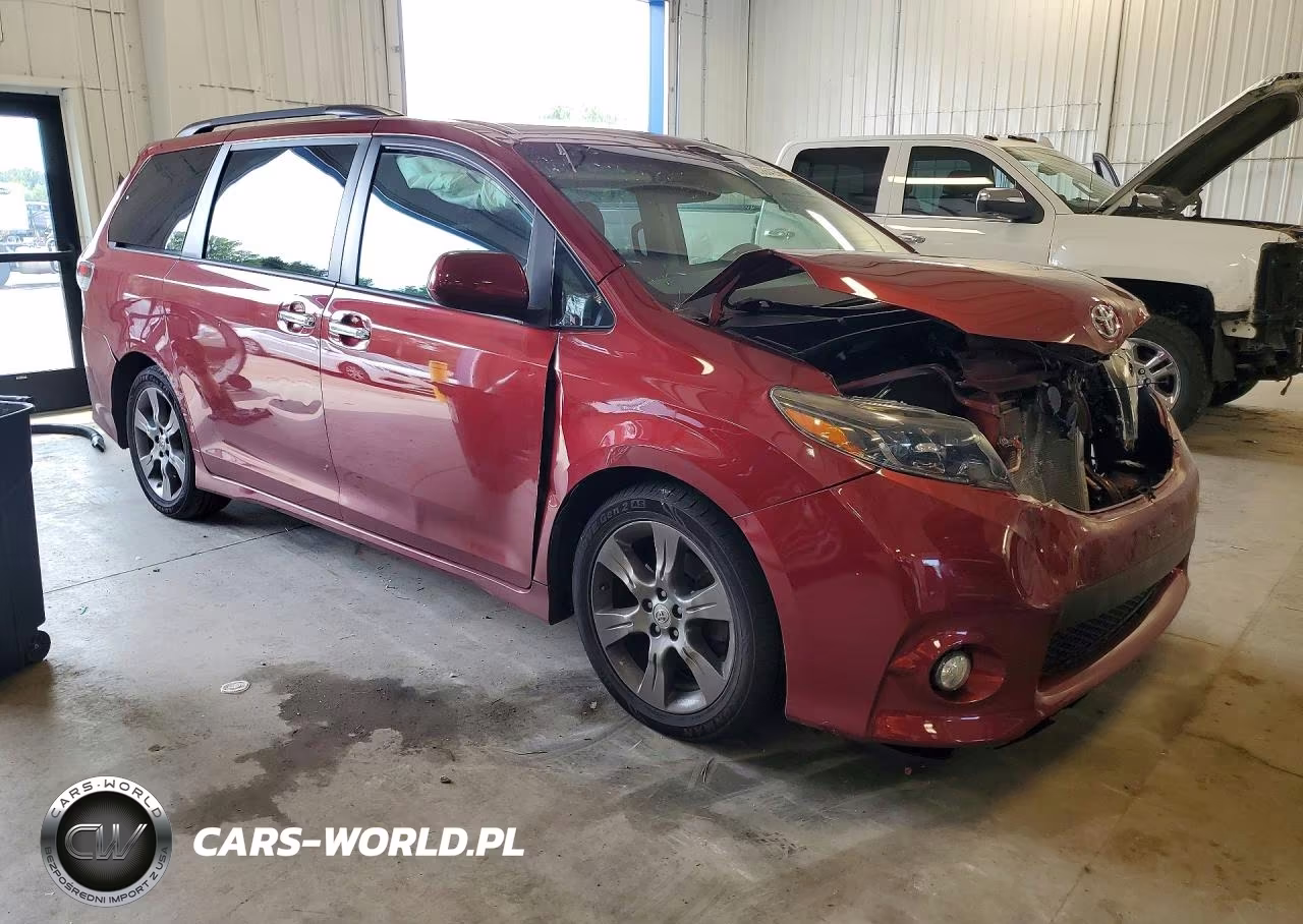 2016 Toyota Sienna Se VIN:5TDXK3DC1GS764509 - 4