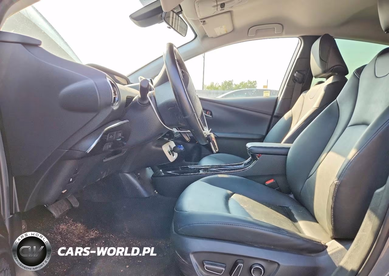 2017 Toyota Prius Prime Premium VIN:JTDKARFP3H3021286 - 7