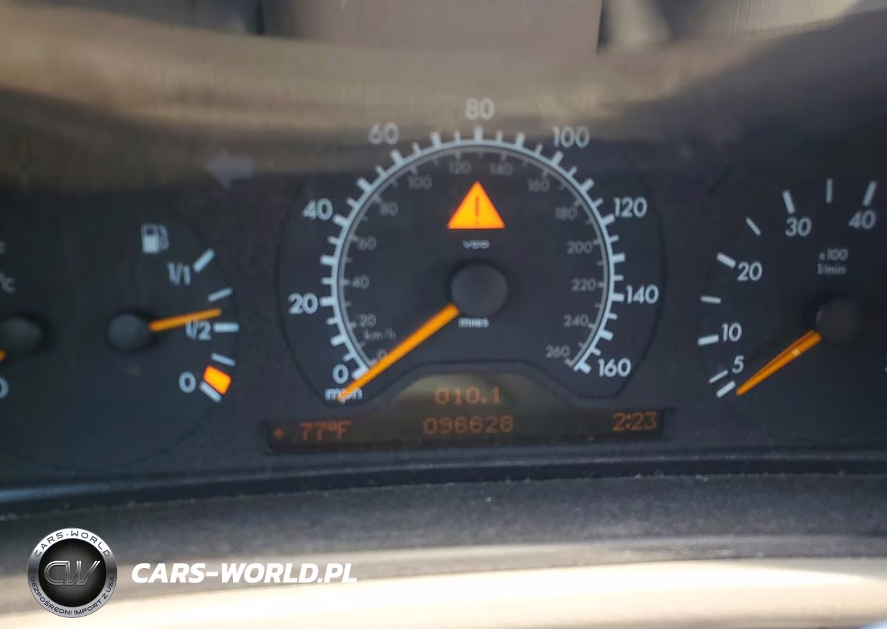1999 Mercedes-Benz Clk 320 VIN:WDBLK65G0XT003133 - 9