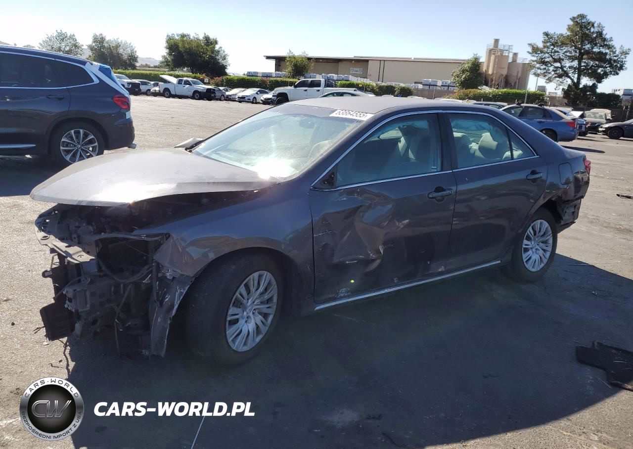 2012 Toyota Camry Base – zdjęcie 1 z 12