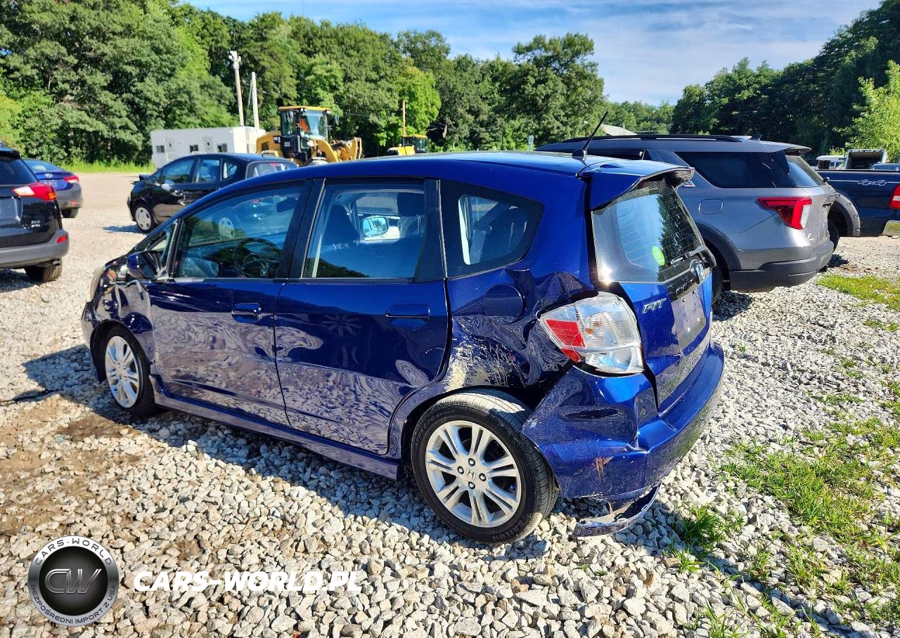 2011 Honda Fit Sport VIN:JHMGE8H52BC019146 - 2