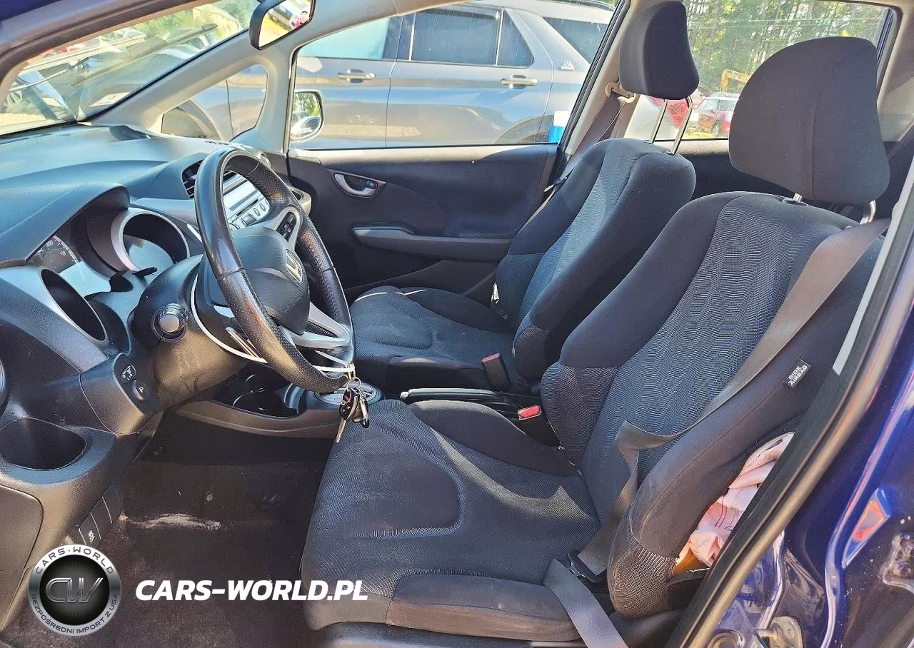 2011 Honda Fit Sport VIN:JHMGE8H52BC019146 - 7